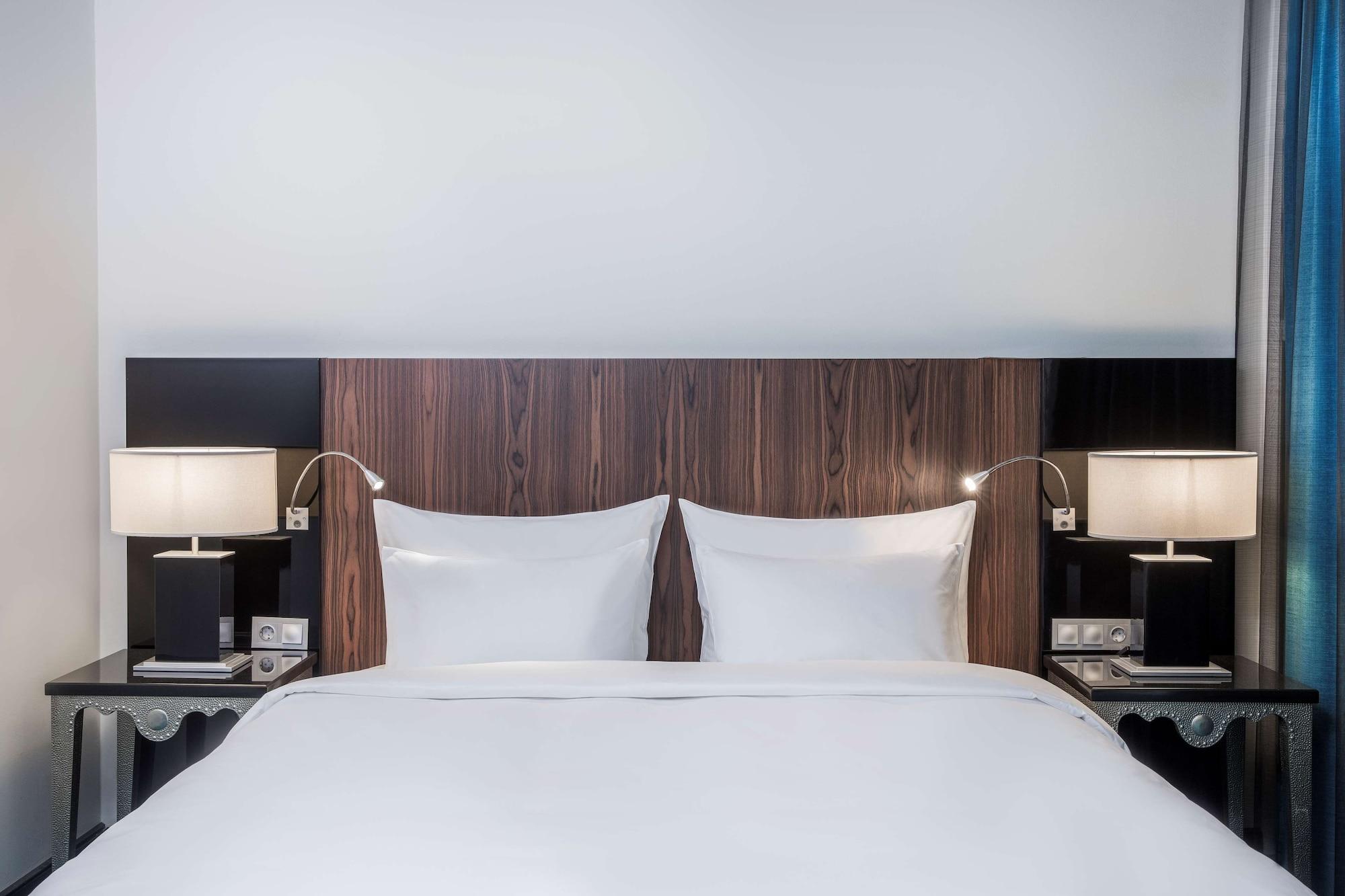 Radisson Blu Hotel 4*